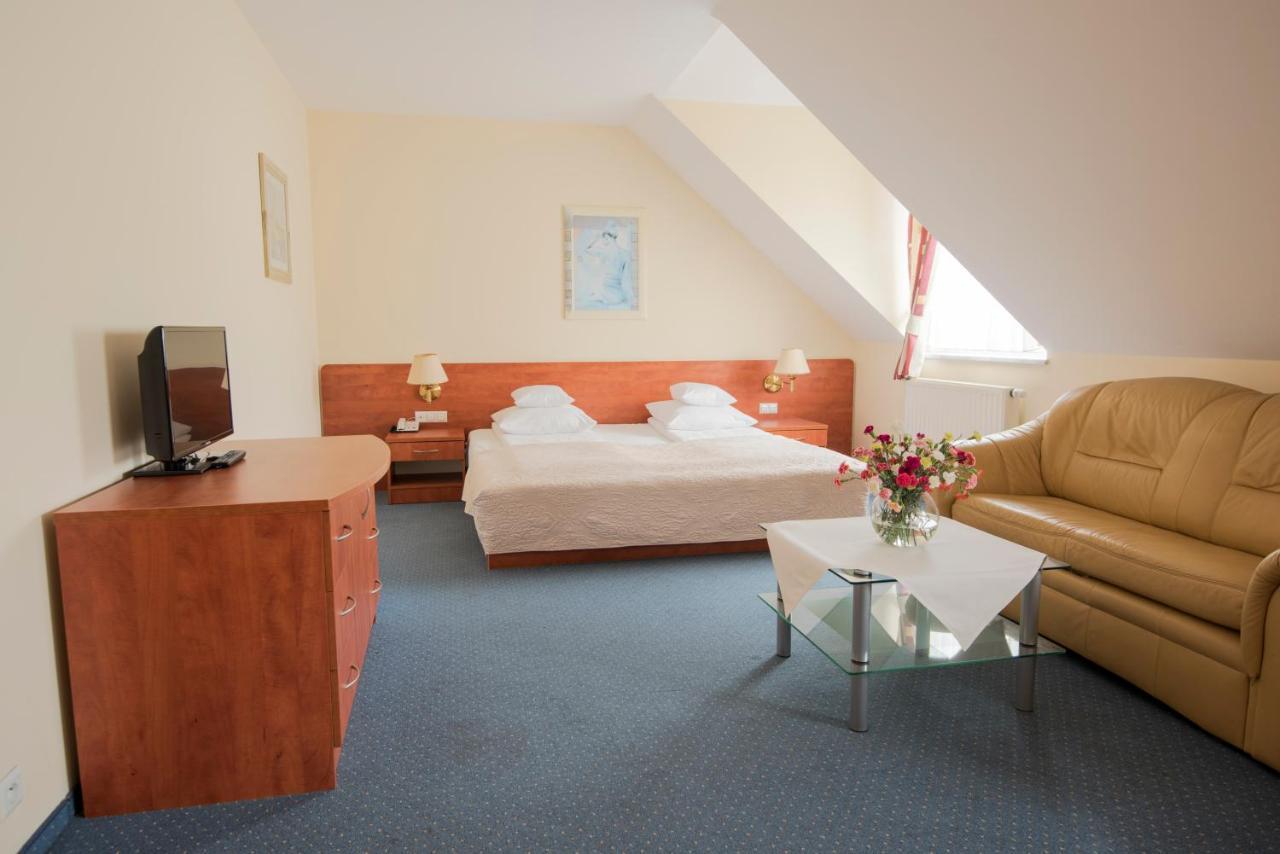 Hotel Daria Тыхы Экстерьер фото